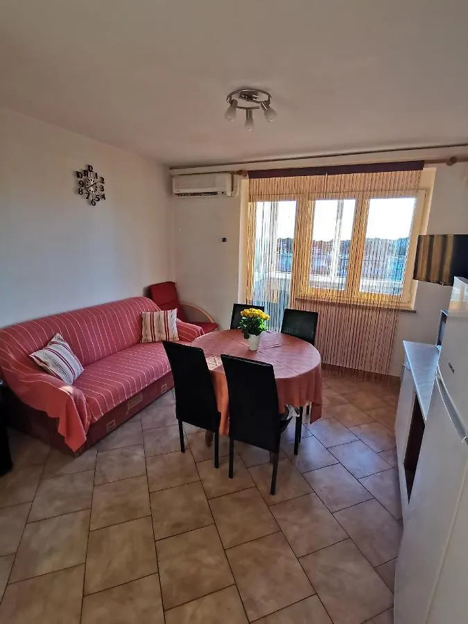 Apartman Mare Apartment Pula Croatia